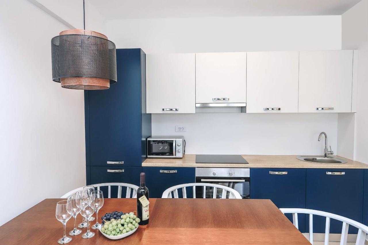Status-M Apartments Becici  Bagian luar foto