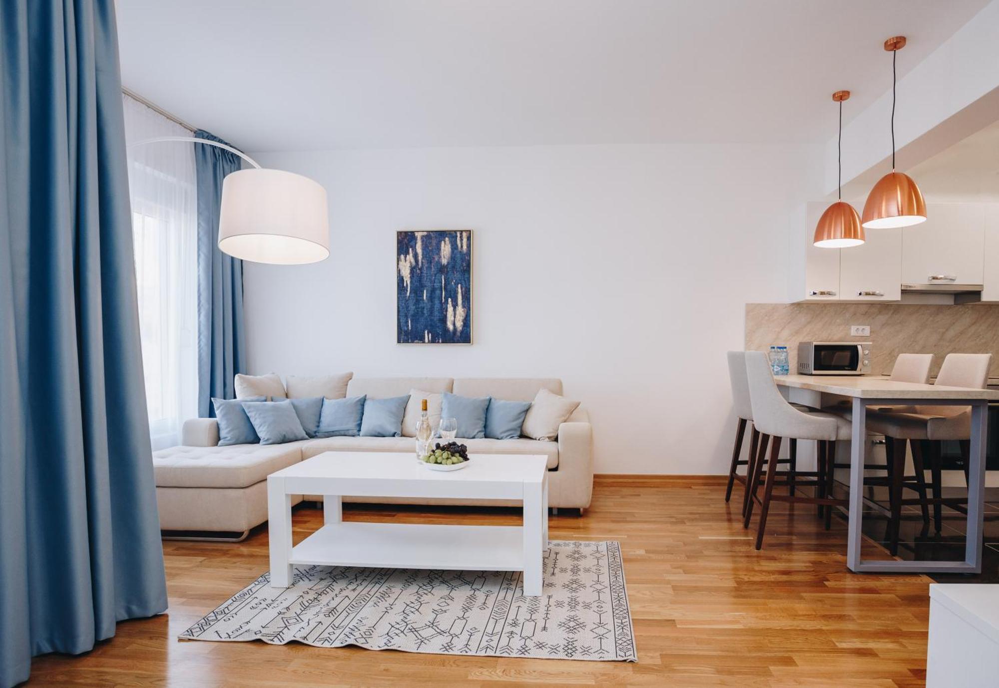Status-M Apartments Becici  Bagian luar foto