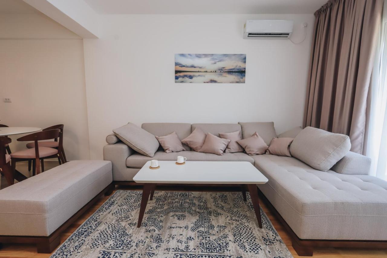 Status-M Apartments Becici  Bagian luar foto