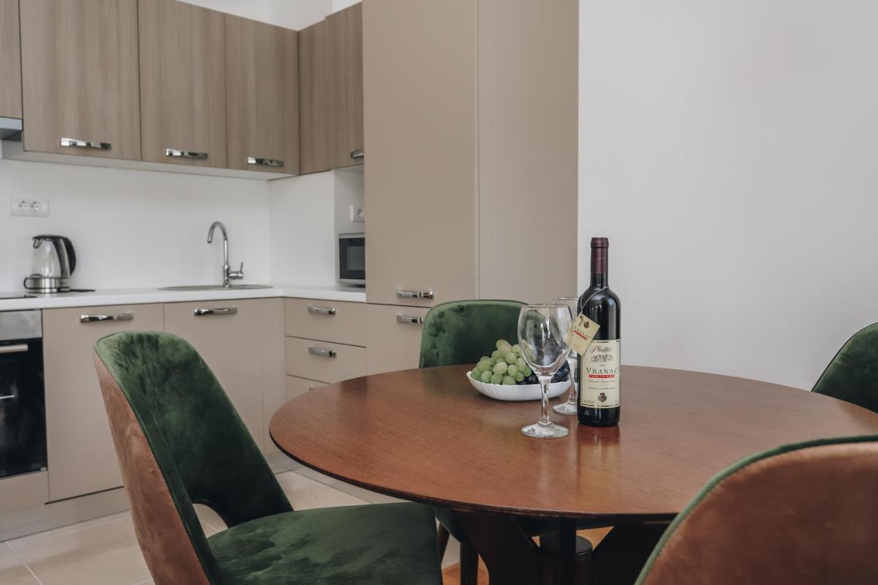 Status-M Apartments Becici  Bagian luar foto