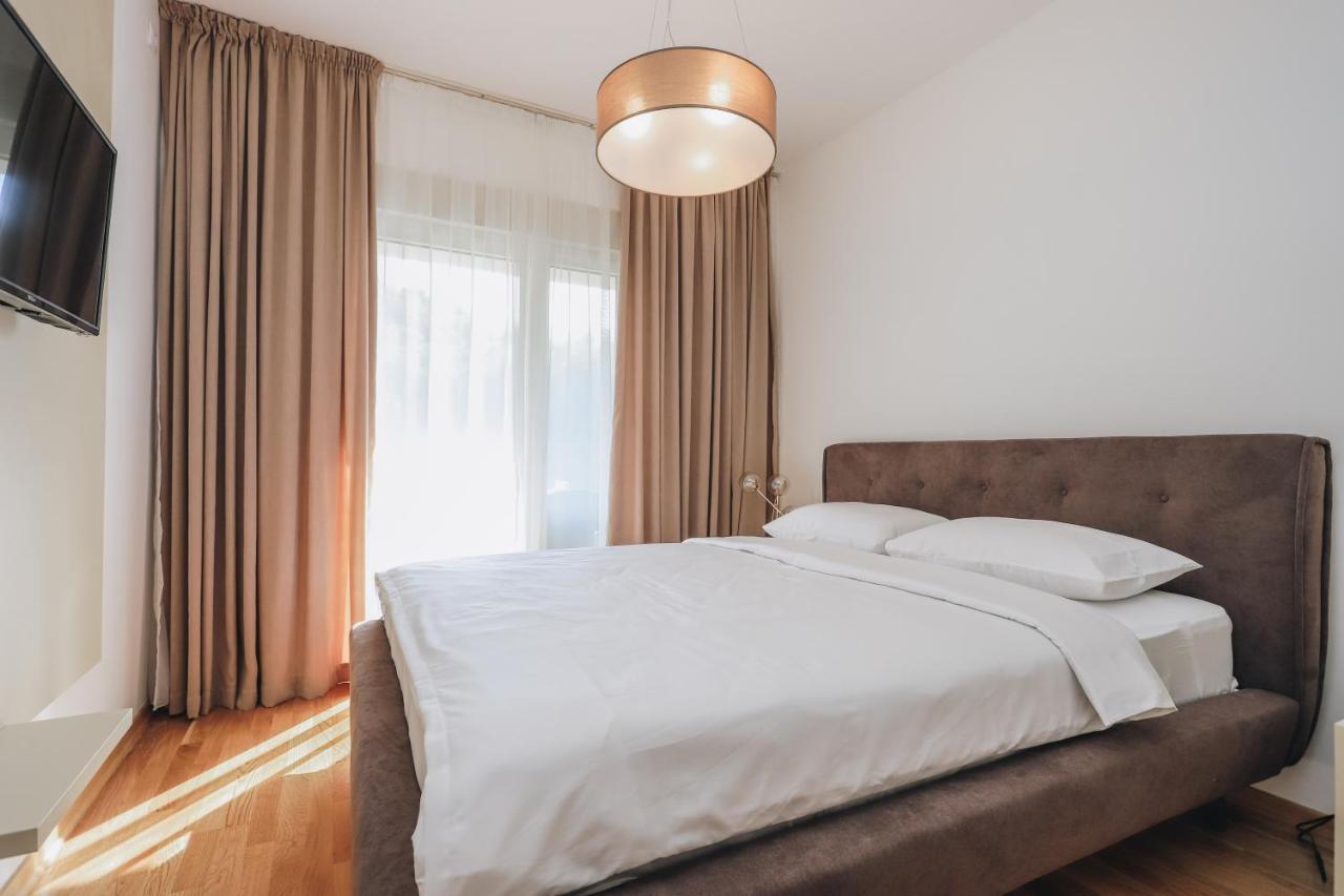 Status-M Apartments Becici  Bagian luar foto