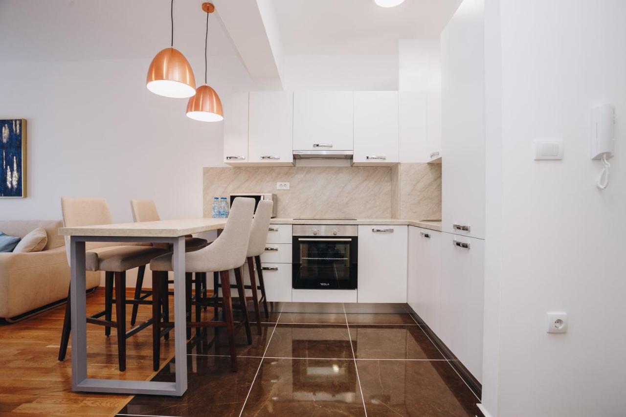 Status-M Apartments Becici  Bagian luar foto